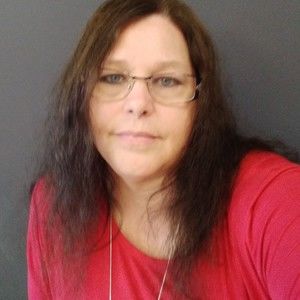 Meet your Posher, Pamela